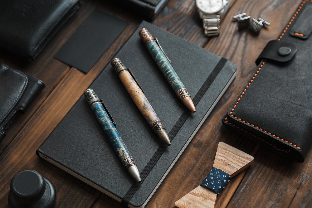EXECUTIVE GIFTS
